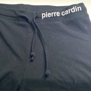 Black Pierre Cardin sweats!🖤